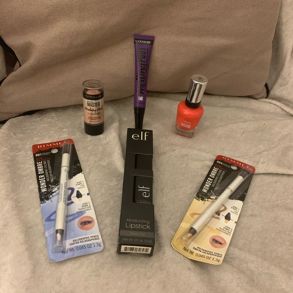 Random Make Up Bundle